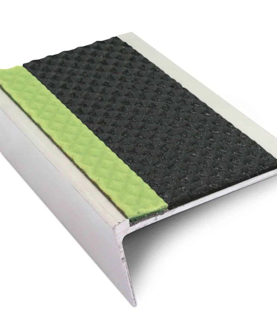AHD06 63 x 32mm Non Slip Tredsafe Stair Nosing Stair Nosing etc