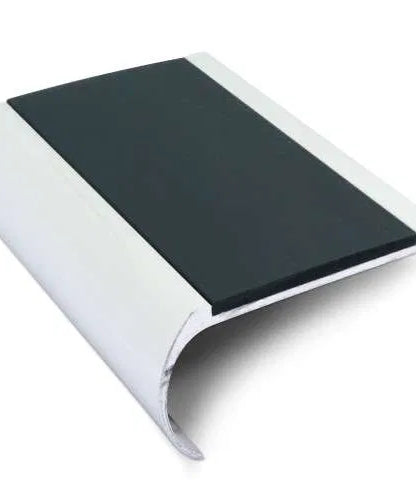 NHD07 – 70 x 40mm – Non Slip Stair Nosing Stair Nosing etc